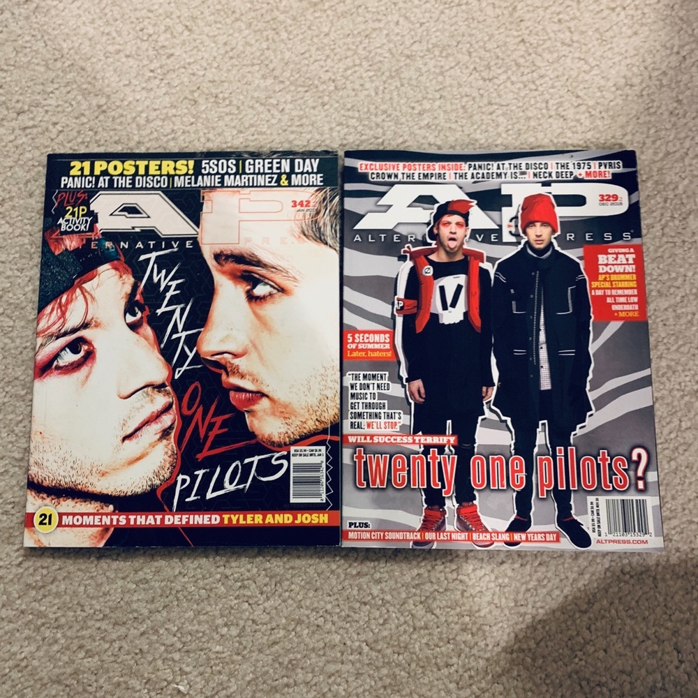 2 Twenty One Pilots AP Magazines